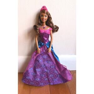 Barbie In The Diamond Castle Alexa Doll Singing Necklace Lights And Sounds Works